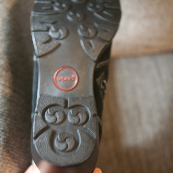 Sporto Women's Faux Suede Bootie, Size 7.5, Black - Picture 3 of 4